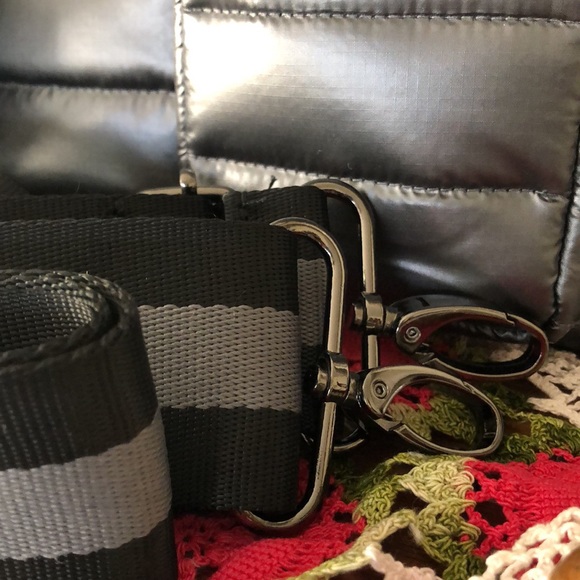 NWT THINK ROYLN Convertible Crossbody w/2 Fashion Straps- Sidekick - Picture 4 of 9